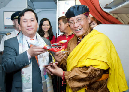 Hình ảnh Đức Pháp Vương Gyalwa Dokhampa XII tại Việt Nam